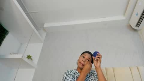 Snapshot of keyla_mejia chatting on May 2026 12:02:01 PM Keyla online show from May 2026 12:02:01 PM
