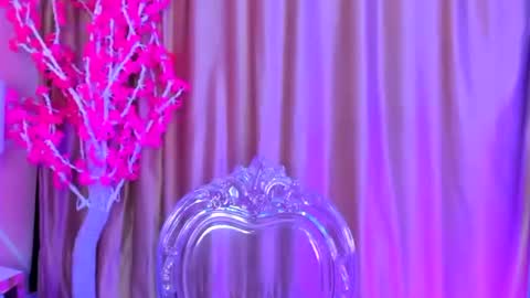 Keyla noa online show from March 2026 11:25:02 AM