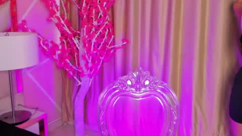 Keyla noa online show from July 2026 11:37:02 AM