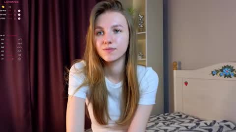 Hi Im Mary Glad to see you in my room  PVT is open online show from February 2025 03:14:02 PM