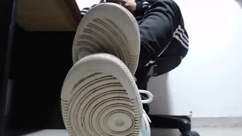     online show from December 2025 11:03:02 PM