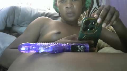 kezzia2 online show from January 2026 07:44:02 AM