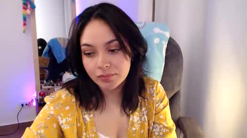 Liss online show from April 2026 03:37:01 AM