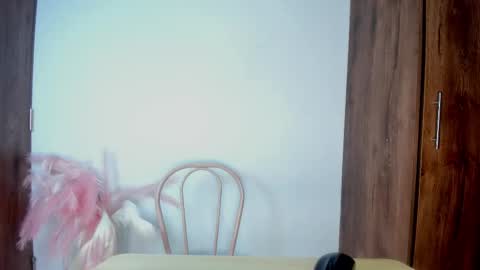 khate_smith online show from October 2025 03:52:01 PM