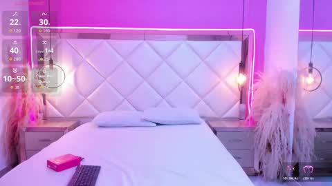 Snapshot of khathieebelle chatting on April 2026 06:42:01 PM Khathiee online show from April 2026 06:42:01 PM