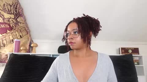 Khaya online show from November 2025 03:10:02 PM