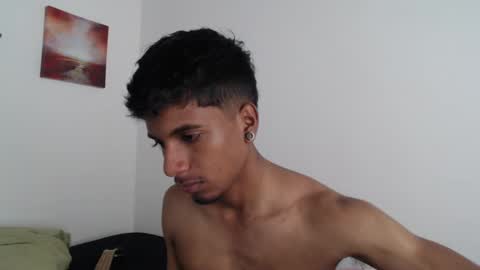 khevinlopezonig online show from December 2024 02:37:02 PM