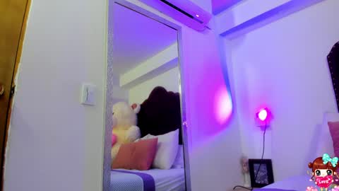 Snapshot of khloe_cutee chatting on January 2025 12:06:02 PM Khloe Cute online show from January 2025 12:06:02 PM