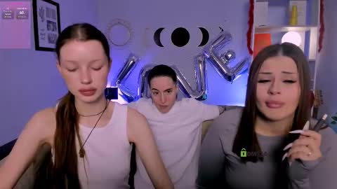 khloebeauty online show from February 2026 08:23:01 PM