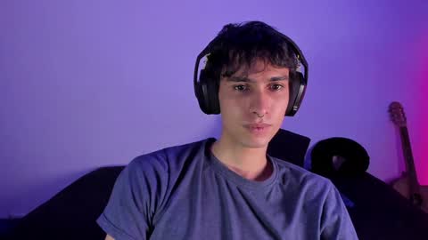 khozler_ online show from February 2025 08:02:02 AM