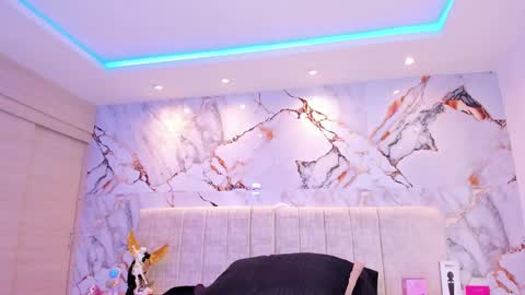    N         M online show from November 2025 11:10:01 AM