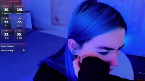 Kira online show from October 2025 09:23:02 PM