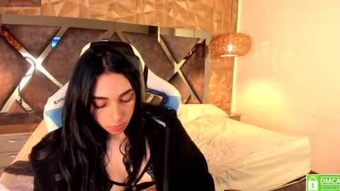 kiara_velvet__ online show from April 2026 04:41:01 AM