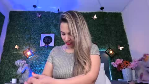 Snapshot of kiaraa88 chatting on May 2026 01:57:16 AM Valery online show from May 2026 01:57:16 AM