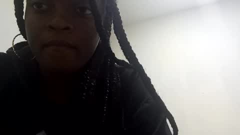 kiaraowens online show from May 2026 09:37:02 AM