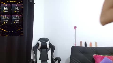 KiaraRider online show from November 2025 05:24:02 PM