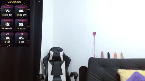 KiaraRider online show from December 2025 03:38:02 PM