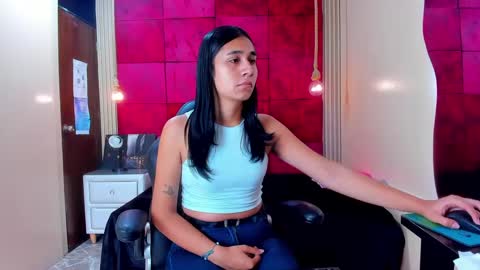 Kiara online show from September 2025 12:29:01 PM