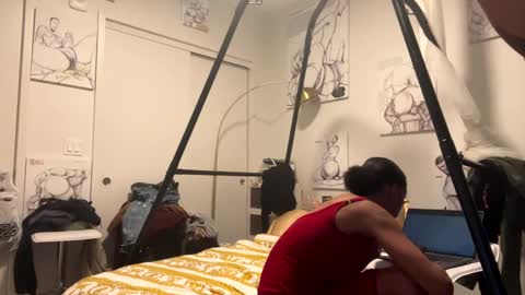 HunneysPlayRoom online show from January 2025 11:37:01 AM