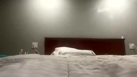 HunneysPlayRoom online show from September 2025 03:56:01 PM