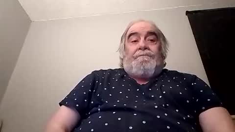 KICKINME online show from November 2025 10:53:02 PM