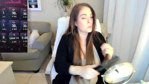 Kiera Reines online show from December 2024 03:11:02 AM