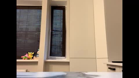 Hey theremy name is Sofi  online show from December 2025 12:10:01 PM