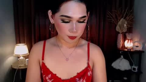 Im Mia online show from September 2025 01:05:01 AM
