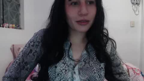 Nezumy Rey  online show from May 2026 11:12:03 PM