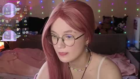 kiki_blue_eyes online show from February 2026 06:58:01 AM