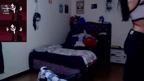 Snapshot of kiki_cams chatting on July 2026 03:03:02 PM kIKI online show from July 2026 03:03:02 PM