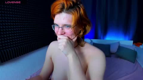 Kiki online show from December 2024 01:11:02 PM