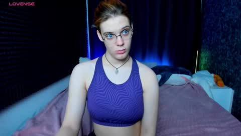 Kiki online show from January 2025 10:27:02 AM