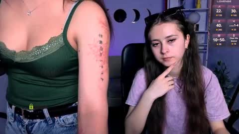 kiki_swan online show from June 2026 07:16:02 PM