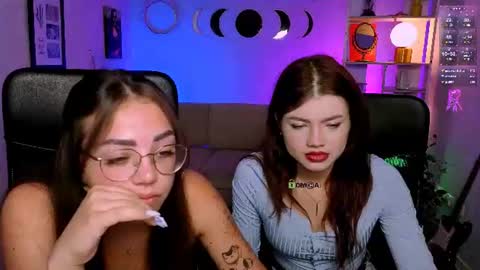 kiki_swan online show from July 2026 07:16:02 PM