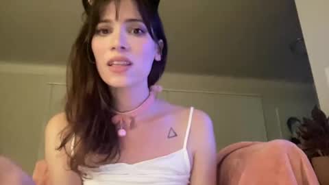 Kiki Hart online show from December 2024 04:30:02 AM