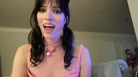 Kiki Hart online show from February 2025 05:28:02 AM