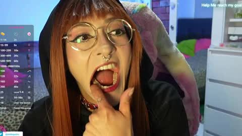 kiki online show from April 2026 10:15:01 PM