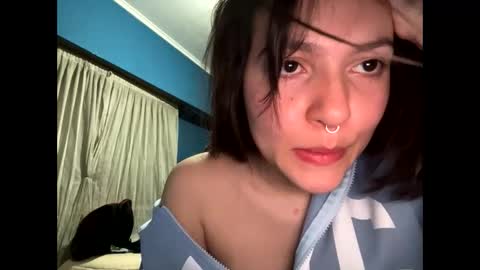 Snapshot of kikilove15 chatting on May 2026 02:27:02 AM kikilove15 online show from May 2026 02:27:02 AM
