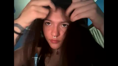 Snapshot of kikilove15 chatting on May 2026 12:37:01 AM kikilove15 online show from May 2026 12:37:01 AM