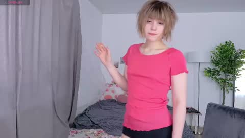 Snapshot of kikimoor chatting on June 2026 02:28:01 AM Kiki online show from June 2026 02:28:01 AM