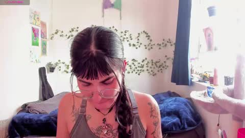 Snapshot of kila_moonlight444 chatting on June 2026 06:31:01 PM Bella online show from June 2026 06:31:01 PM