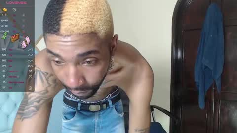 Snapshot of kilian_xx chatting on December 2024 05:47:02 PM Kilian xxx online show from December 2024 05:47:02 PM
