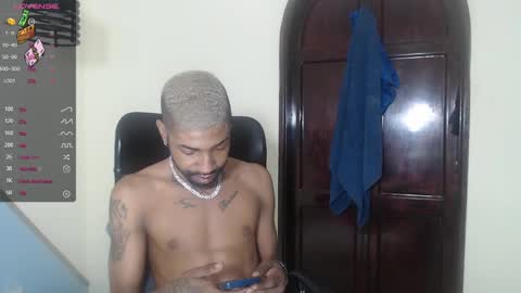 Snapshot of kilian_xx chatting on December 2024 01:41:02 PM Kilian xxx online show from December 2024 01:41:02 PM