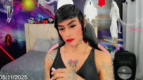 kylie anthonella online show from November 2025 05:02:01 PM