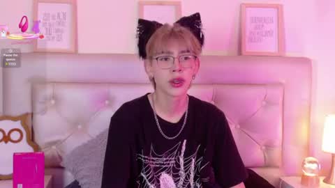  Adrien  online show from June 2026 04:06:01 AM
