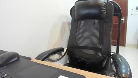 Kim online show from November 2025 06:58:01 AM