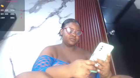 Snapshot of kim_brown2 chatting on June 2026 02:27:02 AM Kim Follow me please online show from June 2026 02:27:02 AM