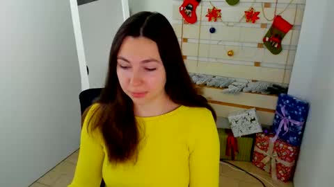 Kim online show from December 2025 01:42:01 PM