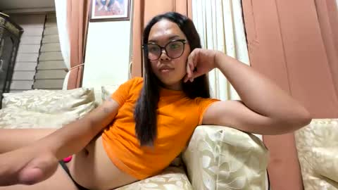 KYLIE online show from April 2026 07:18:02 PM